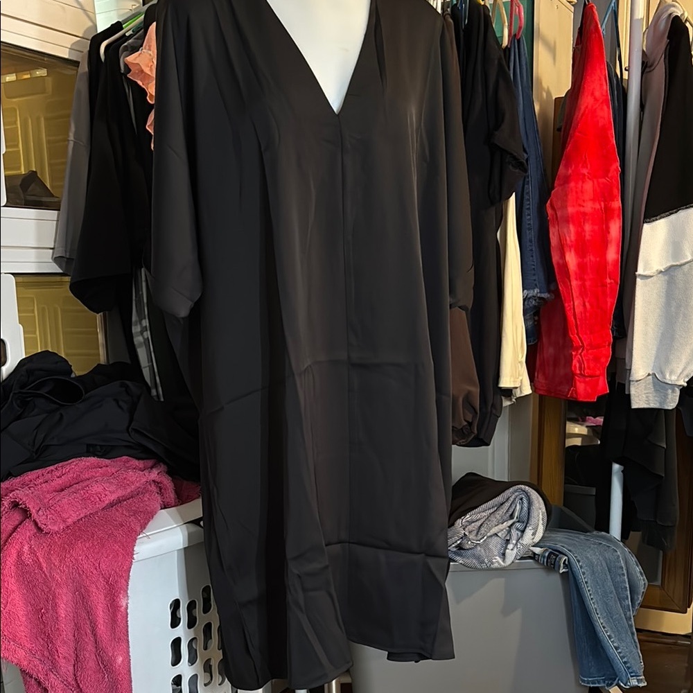 Elegant Black Midi Dress